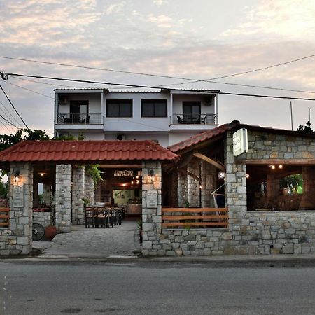 Theano Studios Paralia Sikias Kültér fotó