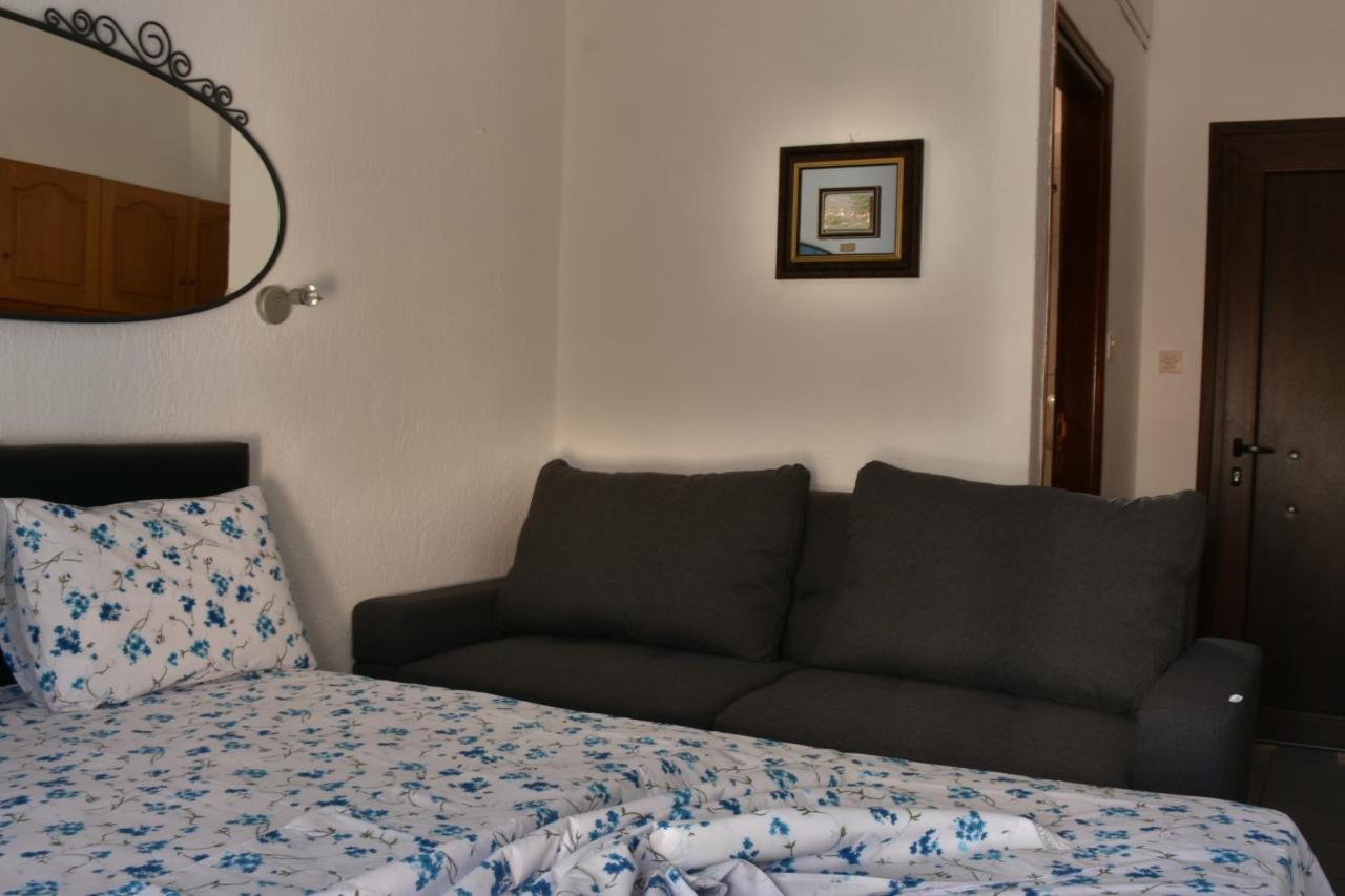 Theano Studios Paralia Sikias Kültér fotó
