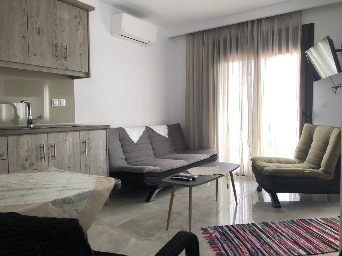 Theano Studios Paralia Sikias Kültér fotó